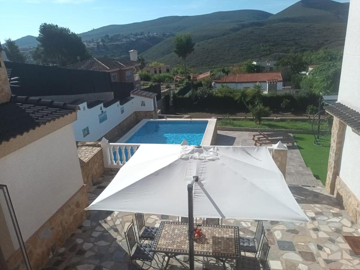 Turís Buen Estar, Piscina, Barbacoa, Jacuzzi En Valenciaヴィラ エクステリア 写真