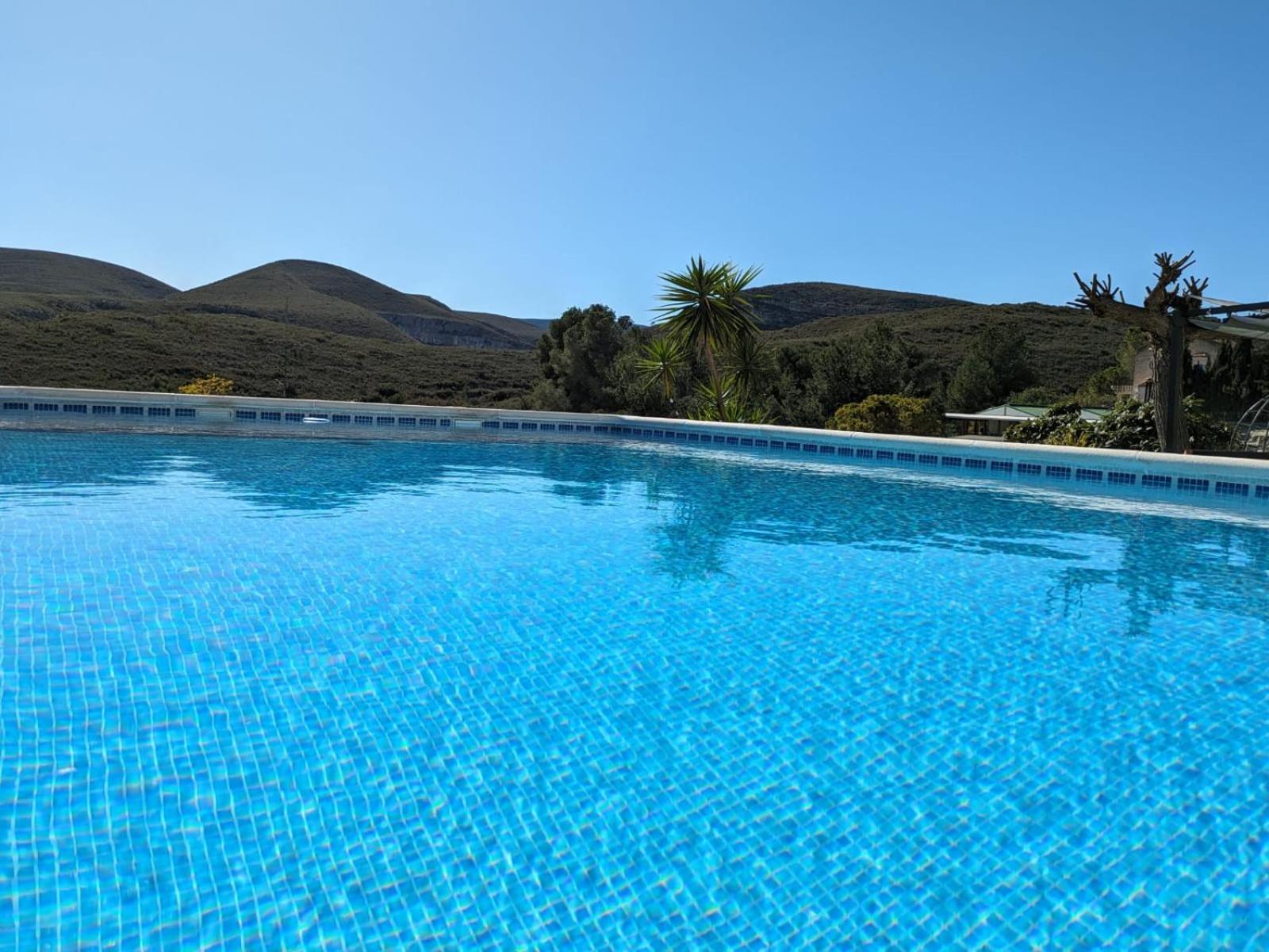 Turís Buen Estar, Piscina, Barbacoa, Jacuzzi En Valenciaヴィラ エクステリア 写真
