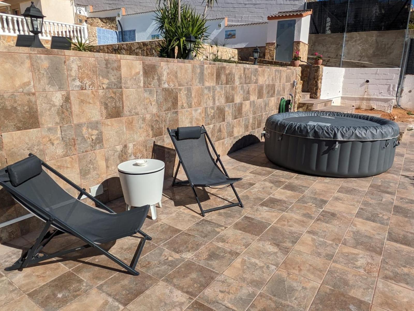 Turís Buen Estar, Piscina, Barbacoa, Jacuzzi En Valenciaヴィラ エクステリア 写真