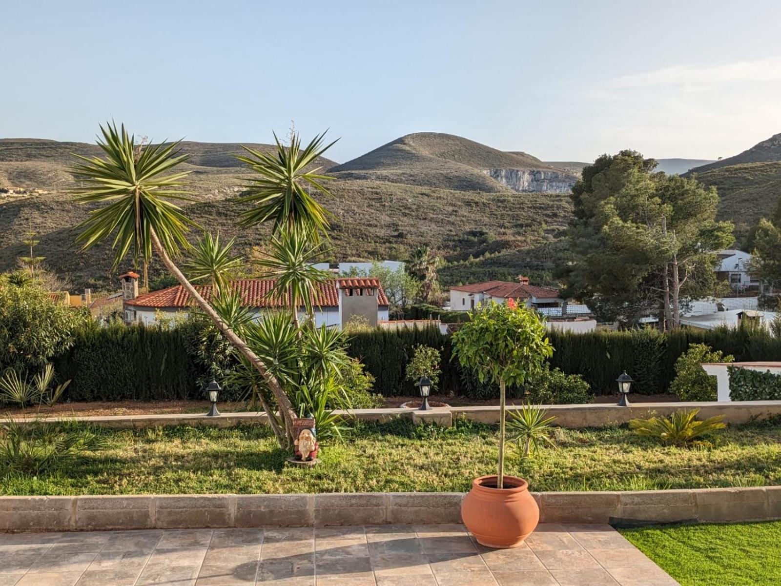 Turís Buen Estar, Piscina, Barbacoa, Jacuzzi En Valenciaヴィラ エクステリア 写真